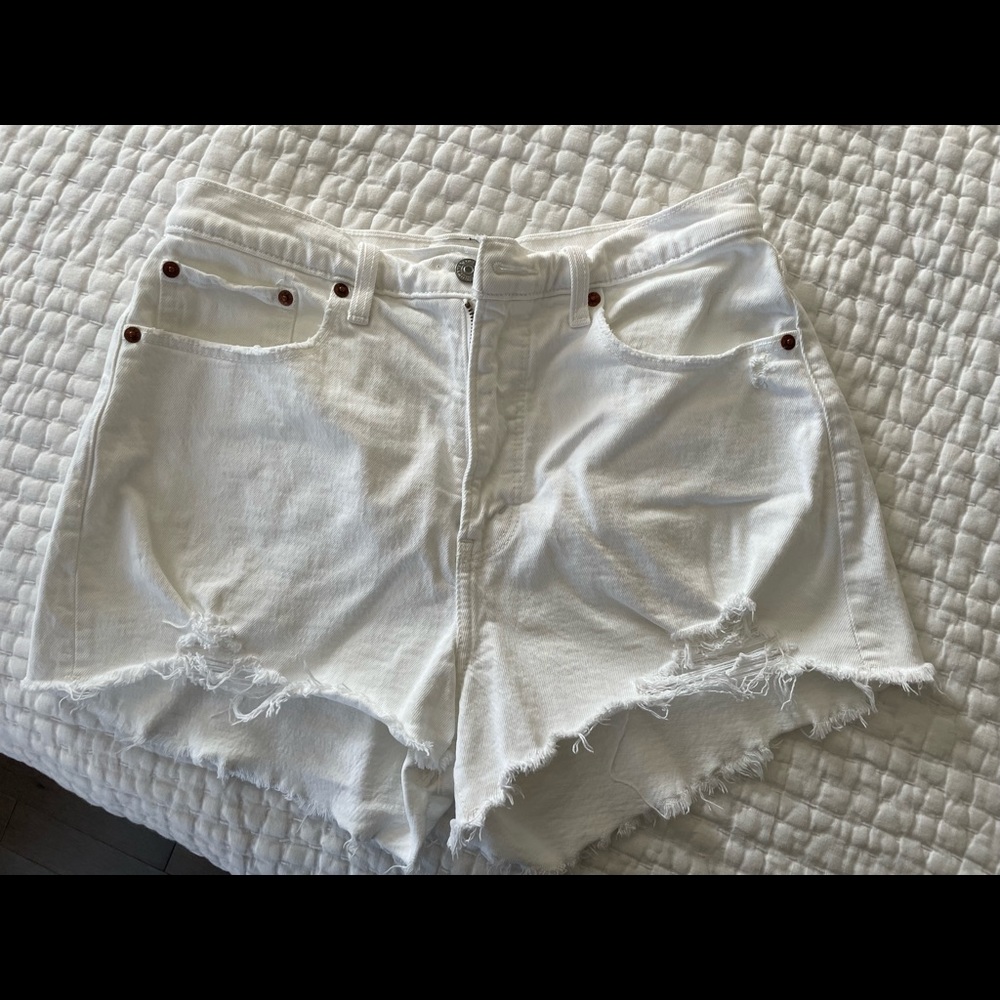Abercrombie curve love mom shorts